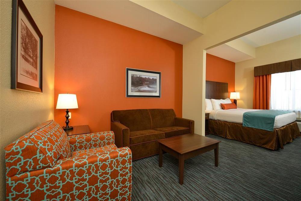 Best Western Plus Longhorn Inn & Suites Luling Habitación foto